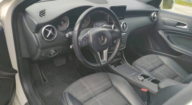 Mercedes a180 automatique 1.6 essence 2013 Automatique 198.000 km 6.750 CHF